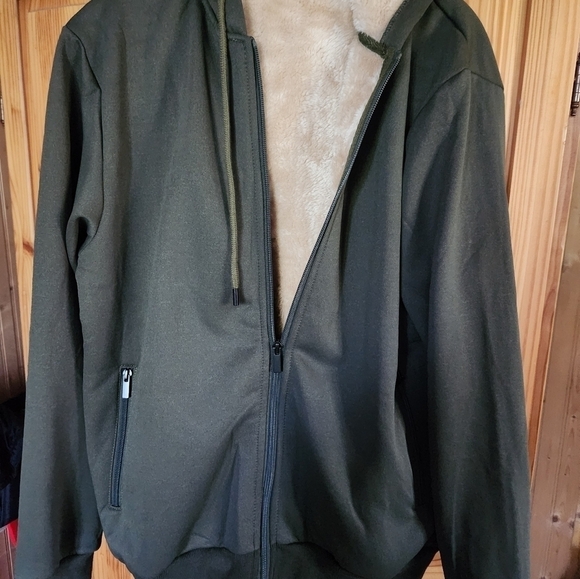 Nwot Mens zip hoodie - Picture 10 of 10